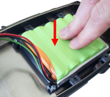 Battery pack pushed into case of BT-DU3