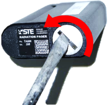 TA600 Remove battery cover, rotate counterclockwise