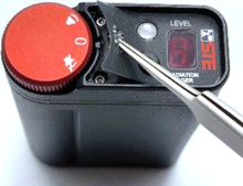 TA600 Remove label with tweezers